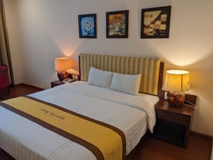 thumbnail: Room