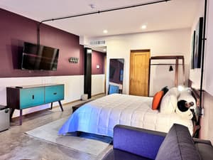 thumbnail: Room