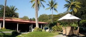 thumbnail: Exterior