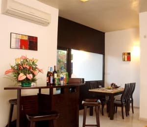 thumbnail: Interior