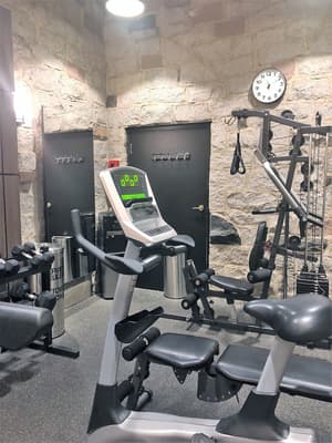 thumbnail: Gym