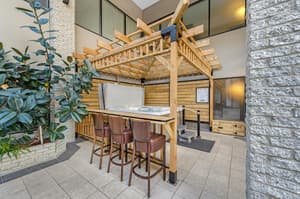 thumbnail: Pool