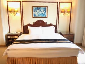 thumbnail: Room