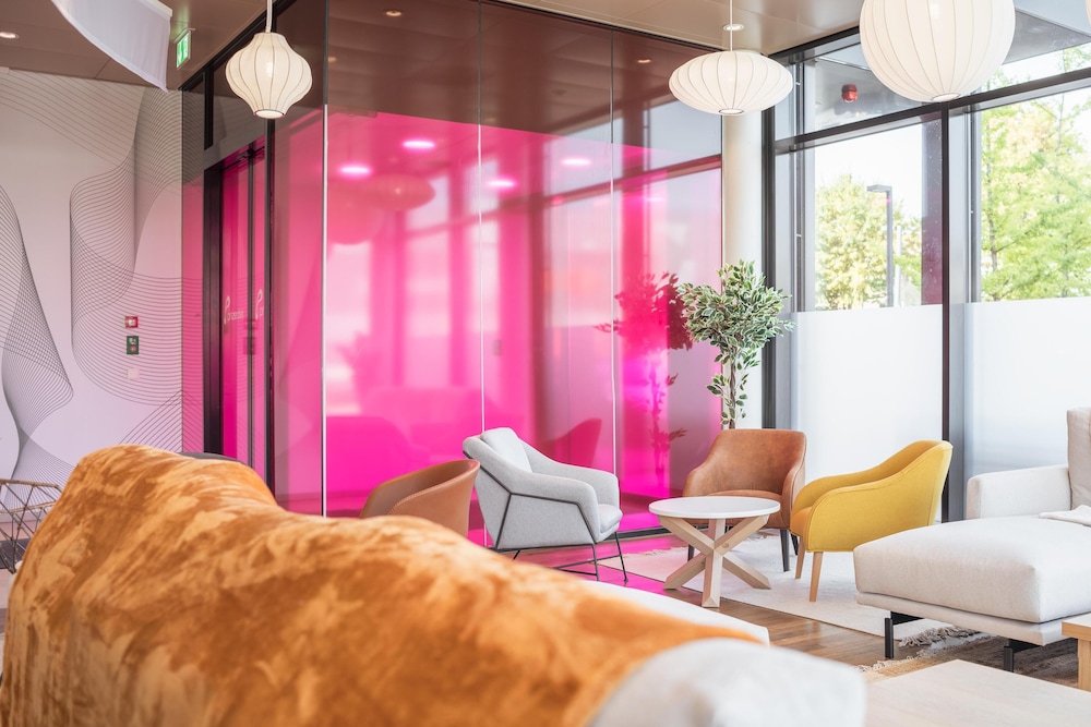 Check-in/check-out kiosk