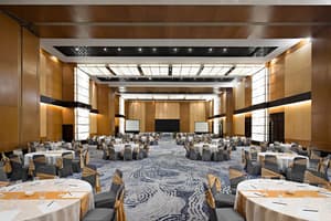 thumbnail: Banquet hall
