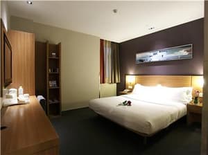 thumbnail: Guest Room,On-Site