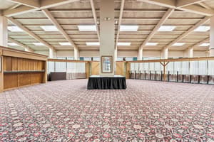 thumbnail: Ballroom