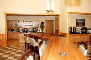 thumbnail: Breakfast area