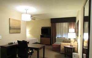 thumbnail: In-room dining