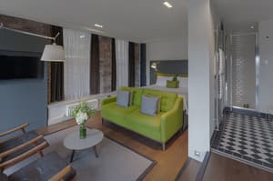 thumbnail: Room