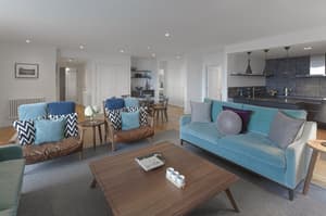 thumbnail: Living area