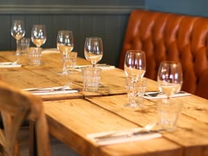 thumbnail: Restaurant