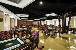 thumbnail: Bar (on property)