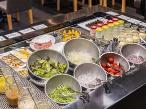 thumbnail: Restaurant