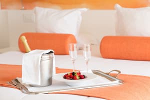 thumbnail: Room service - dining