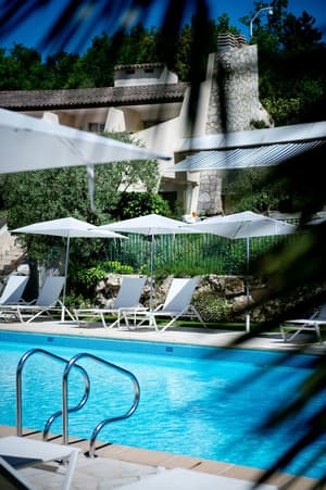 thumbnail: Outdoor pool