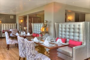 thumbnail: Restaurant