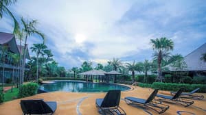 thumbnail: Outdoor pool