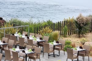 thumbnail: Restaurant