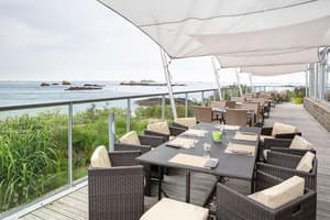 thumbnail: Restaurant