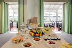 thumbnail: Restaurant