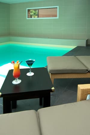 thumbnail: Pool