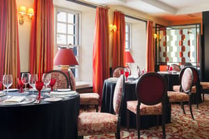 thumbnail: Restaurant