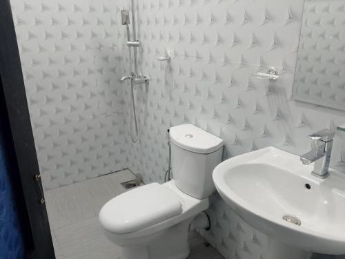 669595509.jpg