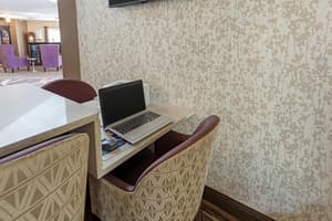 thumbnail: Business center