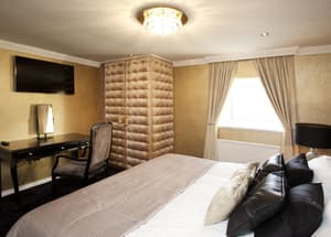 thumbnail: Room