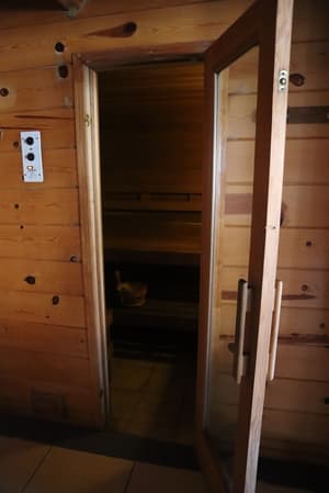thumbnail: Sauna
