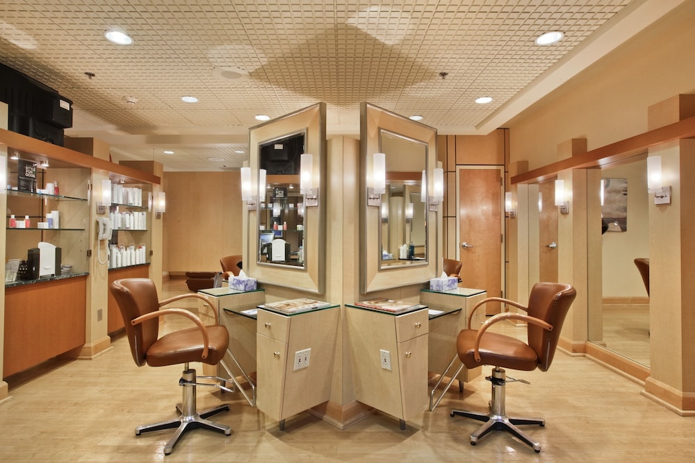 Nail salon