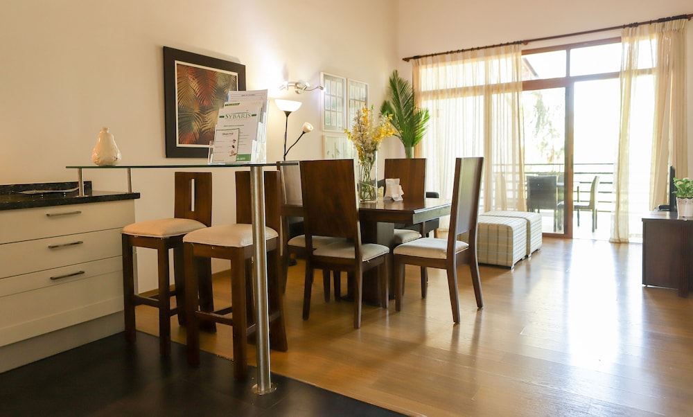In-room dining