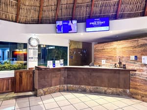 thumbnail: Reception
