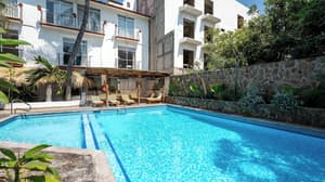 thumbnail: Outdoor pool