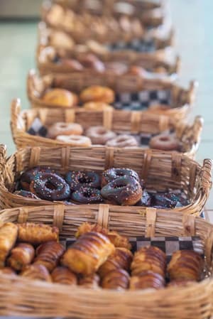 thumbnail: Breakfast area