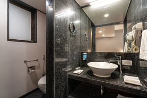 thumbnail: Bathroom