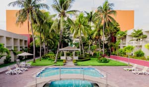 thumbnail: Pool