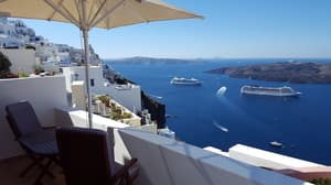 thumbnail: Balcony view