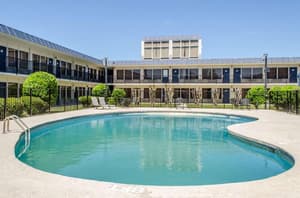thumbnail: Pool