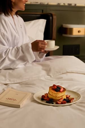 thumbnail: In-room dining