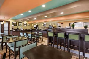 thumbnail: Breakfast area