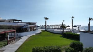 thumbnail: Exterior