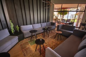 thumbnail: Bar (on property)