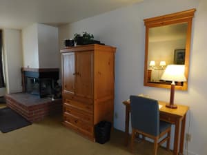 thumbnail: Interior