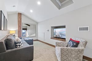 thumbnail: Living area