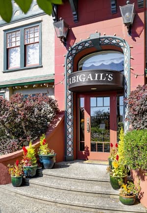 thumbnail: Front of property