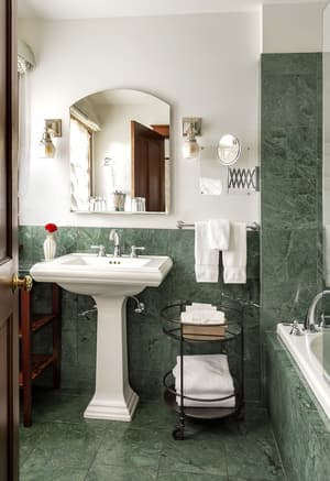 thumbnail: Bathroom