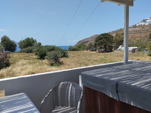 thumbnail: Exterior
