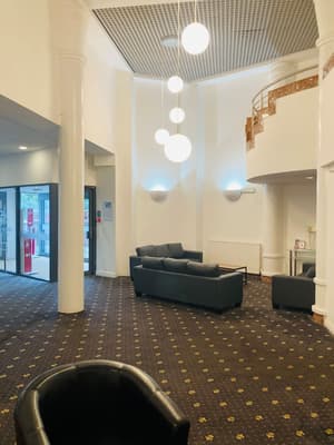 thumbnail: Reception